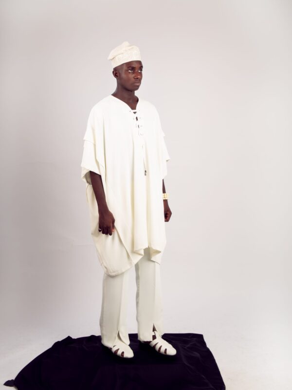 Gbajumo ivory-white