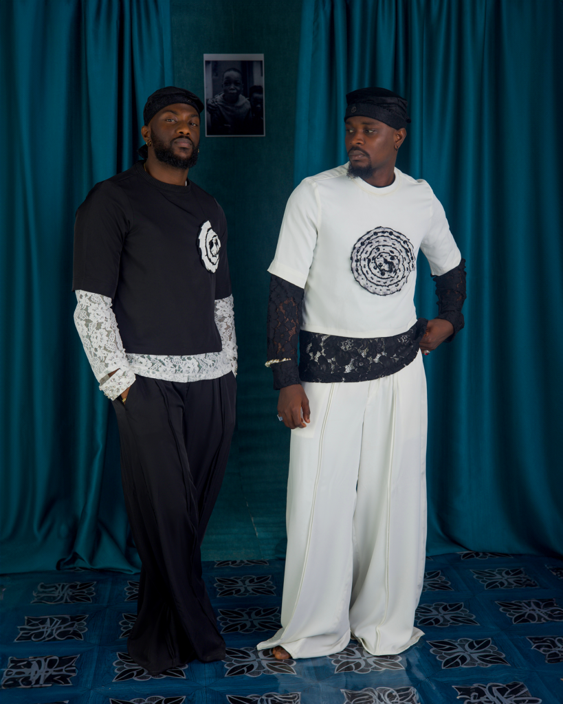 Aso Odun 3-Piece White and Black
